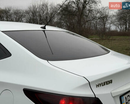 Білий Хендай Акцент, об'ємом двигуна 0 л та пробігом 97 тис. км за 6500 $, фото 17 на Automoto.ua