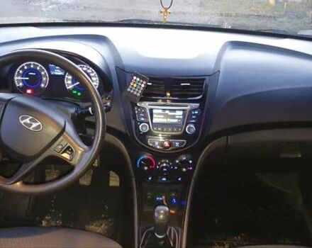 Белый Хендай Акцент, объемом двигателя 1.4 л и пробегом 126 тыс. км за 7750 $, фото 13 на Automoto.ua