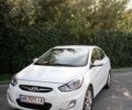 Белый Хендай Акцент, объемом двигателя 1.6 л и пробегом 92 тыс. км за 9500 $, фото 1 на Automoto.ua