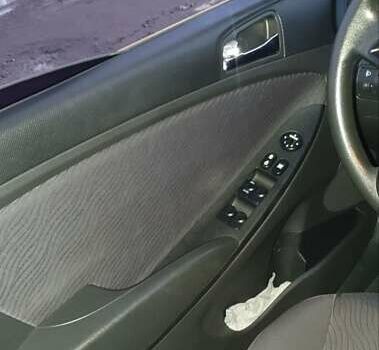 Белый Хендай Акцент, объемом двигателя 1.4 л и пробегом 126 тыс. км за 7750 $, фото 12 на Automoto.ua