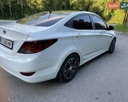Белый Хендай Акцент, объемом двигателя 1.4 л и пробегом 126 тыс. км за 7750 $, фото 3 на Automoto.ua