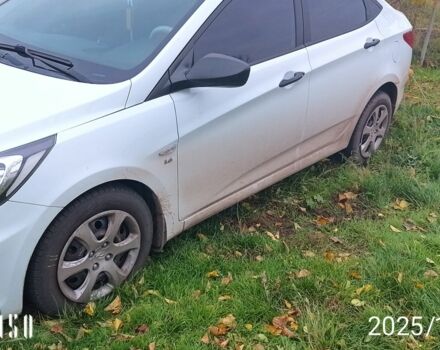 Белый Хендай Акцент, объемом двигателя 0 л и пробегом 122 тыс. км за 9538 $, фото 1 на Automoto.ua