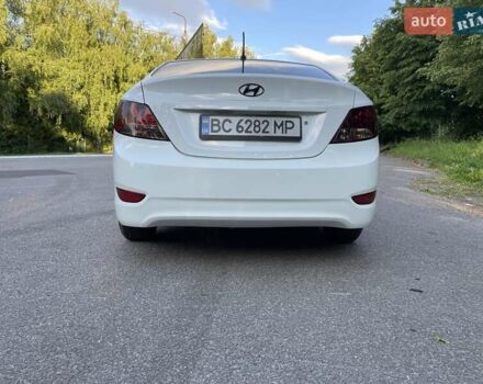 Белый Хендай Акцент, объемом двигателя 1.4 л и пробегом 126 тыс. км за 7750 $, фото 4 на Automoto.ua