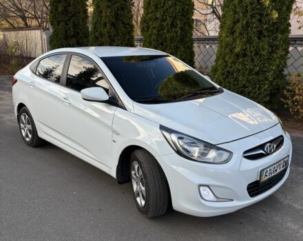 Белый Хендай Акцент, объемом двигателя 1.6 л и пробегом 240 тыс. км за 7300 $, фото 10 на Automoto.ua