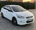 Белый Хендай Акцент, объемом двигателя 1.4 л и пробегом 80 тыс. км за 8800 $, фото 3 на Automoto.ua