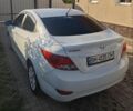 Белый Хендай Акцент, объемом двигателя 1.6 л и пробегом 132 тыс. км за 7800 $, фото 1 на Automoto.ua
