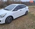 Білий Хендай Акцент, об'ємом двигуна 1.4 л та пробігом 140 тис. км за 7800 $, фото 1 на Automoto.ua