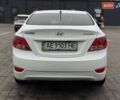 Білий Хендай Акцент, об'ємом двигуна 1.4 л та пробігом 84 тис. км за 9900 $, фото 5 на Automoto.ua