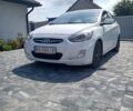Белый Хендай Акцент, объемом двигателя 1.4 л и пробегом 220 тыс. км за 6000 $, фото 1 на Automoto.ua