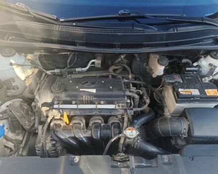 Белый Хендай Акцент, объемом двигателя 1.6 л и пробегом 132 тыс. км за 7800 $, фото 4 на Automoto.ua