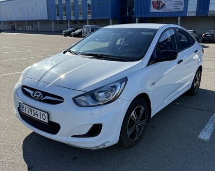 Белый Хендай Акцент, объемом двигателя 1.4 л и пробегом 105 тыс. км за 8450 $, фото 1 на Automoto.ua