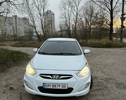 Хендай Акцент 2013 в Киеве на Automoto.ua Белый Хендай Акцент, объемом двигателя 1.4 л и пробегом 132 тыс. км за 8000 $, фото 1 на Automoto.ua