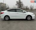Білий Хендай Акцент, об'ємом двигуна 1.4 л та пробігом 84 тис. км за 9900 $, фото 3 на Automoto.ua