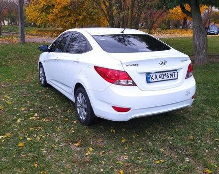 Белый Хендай Акцент, объемом двигателя 1.4 л и пробегом 270 тыс. км за 6500 $, фото 2 на Automoto.ua
