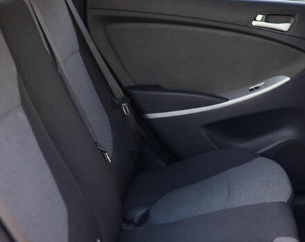 Белый Хендай Акцент, объемом двигателя 1.4 л и пробегом 158 тыс. км за 8000 $, фото 6 на Automoto.ua