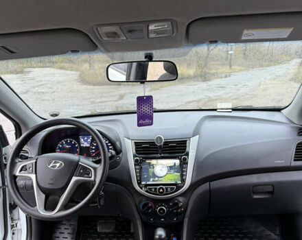 Хендай Акцент 2013 в Киеве на Automoto.ua Белый Хендай Акцент, объемом двигателя 1.4 л и пробегом 132 тыс. км за 8000 $, фото 23 на Automoto.ua