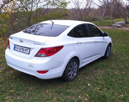 Белый Хендай Акцент, объемом двигателя 1.4 л и пробегом 270 тыс. км за 6500 $, фото 3 на Automoto.ua