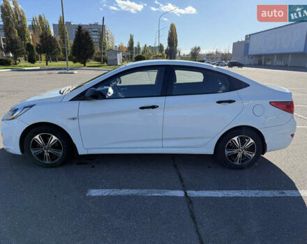 Білий Хендай Акцент, об'ємом двигуна 1.4 л та пробігом 105 тис. км за 8450 $, фото 14 на Automoto.ua