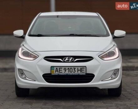 Білий Хендай Акцент, об'ємом двигуна 1.4 л та пробігом 84 тис. км за 9900 $, фото 1 на Automoto.ua