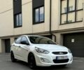 Белый Хендай Акцент, объемом двигателя 1.4 л и пробегом 140 тыс. км за 7700 $, фото 1 на Automoto.ua