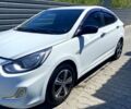 Белый Хендай Акцент, объемом двигателя 1.4 л и пробегом 156 тыс. км за 6800 $, фото 2 на Automoto.ua