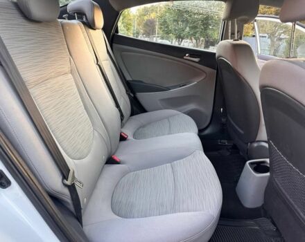 Белый Хендай Акцент, объемом двигателя 1.6 л и пробегом 112 тыс. км за 5700 $, фото 14 на Automoto.ua