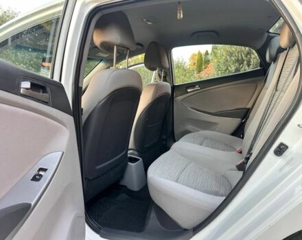 Белый Хендай Акцент, объемом двигателя 1.6 л и пробегом 112 тыс. км за 5700 $, фото 15 на Automoto.ua