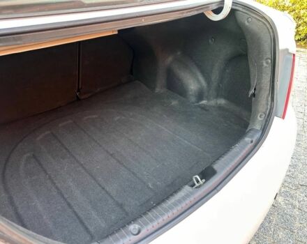 Белый Хендай Акцент, объемом двигателя 1.6 л и пробегом 112 тыс. км за 5700 $, фото 10 на Automoto.ua