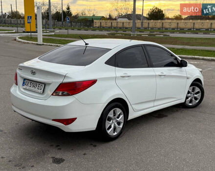 Белый Хендай Акцент, объемом двигателя 1.4 л и пробегом 64 тыс. км за 12800 $, фото 12 на Automoto.ua