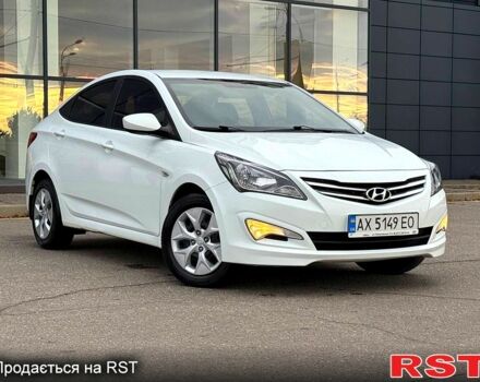 Білий Хендай Акцент, об'ємом двигуна 1.4 л та пробігом 64 тис. км за 12800 $, фото 2 на Automoto.ua