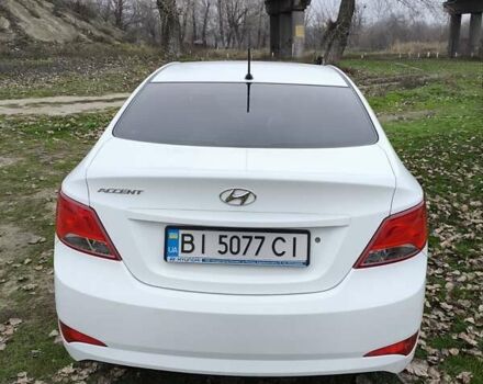 Белый Хендай Акцент, объемом двигателя 1.4 л и пробегом 92 тыс. км за 9499 $, фото 5 на Automoto.ua