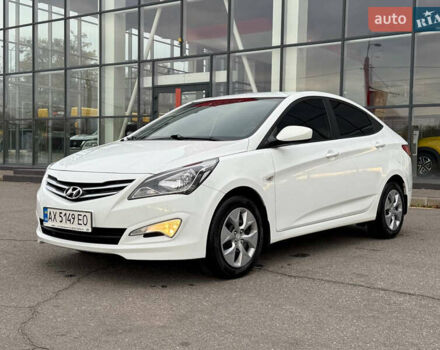 Белый Хендай Акцент, объемом двигателя 1.4 л и пробегом 64 тыс. км за 12800 $, фото 6 на Automoto.ua