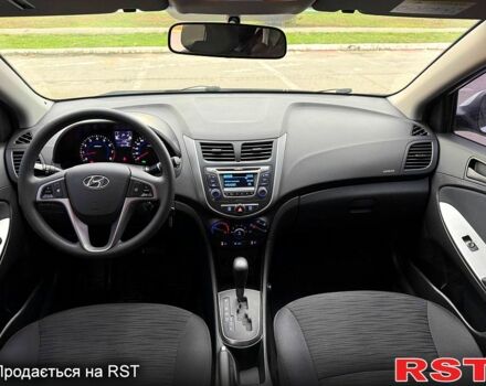 Білий Хендай Акцент, об'ємом двигуна 1.4 л та пробігом 64 тис. км за 12800 $, фото 12 на Automoto.ua