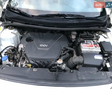 Белый Хендай Акцент, объемом двигателя 1.59 л и пробегом 56 тыс. км за 11800 $, фото 28 на Automoto.ua