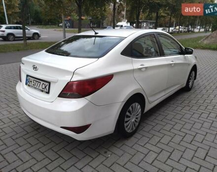 Білий Хендай Акцент, об'ємом двигуна 1.4 л та пробігом 230 тис. км за 5300 $, фото 3 на Automoto.ua