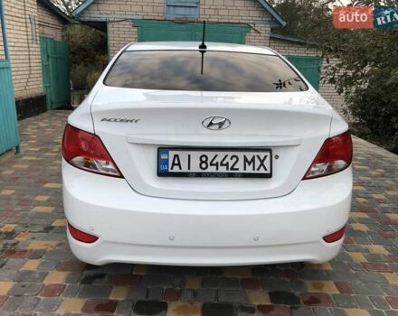 Белый Хендай Акцент, объемом двигателя 1.59 л и пробегом 56 тыс. км за 11800 $, фото 12 на Automoto.ua