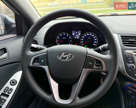 Белый Хендай Акцент, объемом двигателя 1.4 л и пробегом 64 тыс. км за 12800 $, фото 35 на Automoto.ua