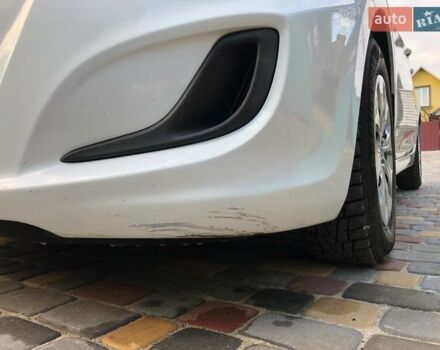 Белый Хендай Акцент, объемом двигателя 1.59 л и пробегом 56 тыс. км за 11800 $, фото 30 на Automoto.ua