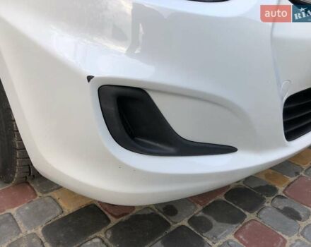 Белый Хендай Акцент, объемом двигателя 1.59 л и пробегом 56 тыс. км за 11800 $, фото 31 на Automoto.ua