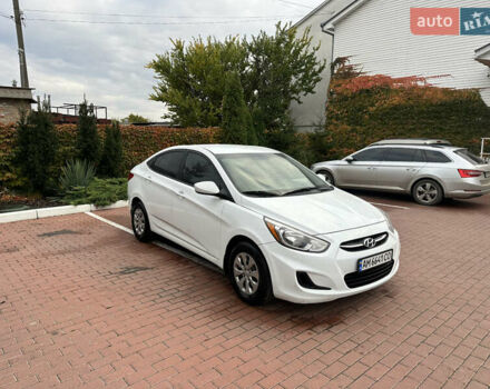 Хендай Акцент 2016 в Киеве на Automoto.ua Белый Хендай Акцент, объемом двигателя 1.6 л и пробегом 193 тыс. км за 7500 $, фото 2 на Automoto.ua
