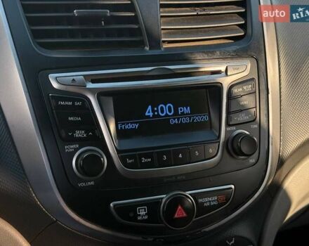 Білий Хендай Акцент, об'ємом двигуна 1.59 л та пробігом 162 тис. км за 8100 $, фото 16 на Automoto.ua