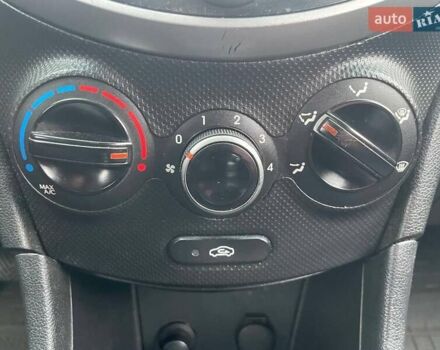 Белый Хендай Акцент, объемом двигателя 1.4 л и пробегом 208 тыс. км за 6990 $, фото 21 на Automoto.ua