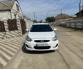 Белый Хендай Акцент, объемом двигателя 1.4 л и пробегом 159 тыс. км за 9600 $, фото 1 на Automoto.ua