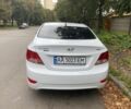 Белый Хендай Акцент, объемом двигателя 1.6 л и пробегом 185 тыс. км за 8600 $, фото 5 на Automoto.ua