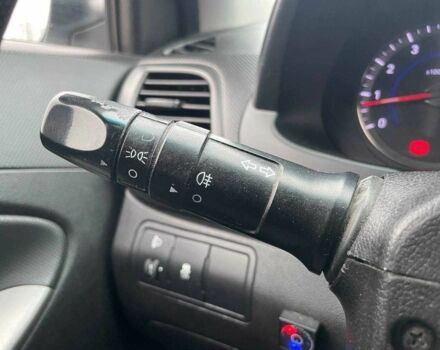 Белый Хендай Акцент, объемом двигателя 1.4 л и пробегом 208 тыс. км за 5990 $, фото 17 на Automoto.ua