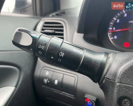 Белый Хендай Акцент, объемом двигателя 1.4 л и пробегом 208 тыс. км за 6990 $, фото 17 на Automoto.ua