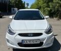 Белый Хендай Акцент, объемом двигателя 1.37 л и пробегом 62 тыс. км за 13200 $, фото 1 на Automoto.ua