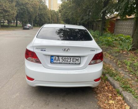 Белый Хендай Акцент, объемом двигателя 1.6 л и пробегом 185 тыс. км за 8600 $, фото 3 на Automoto.ua