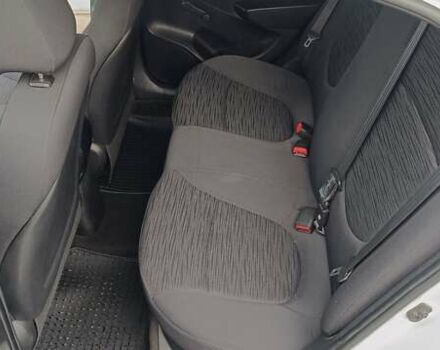 Белый Хендай Акцент, объемом двигателя 1.4 л и пробегом 235 тыс. км за 6400 $, фото 19 на Automoto.ua