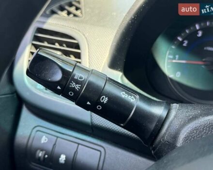 Белый Хендай Акцент, объемом двигателя 1.37 л и пробегом 267 тыс. км за 6990 $, фото 16 на Automoto.ua